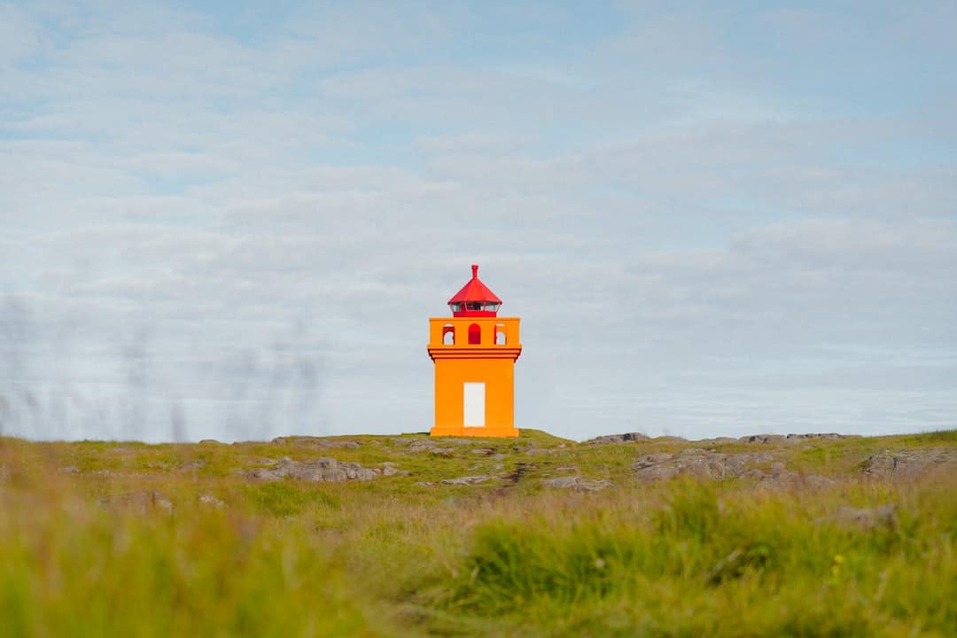 découvrez nos escapades printanières incontournables, idéales pour une évasion revitalisante! que ce soit pour une randonnée en pleine nature, une exploration des villes en fleurs ou une pause détente au bord de l'eau, trouvez l'inspiration pour votre prochain voyage au printemps.